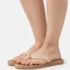 Roxy Clemente - T-Bar Sandals - Natural 1 Roxy Clemente - T-Bar Sandals - Natural -Roxy 19bf022799c74106b048c91935fc7c16