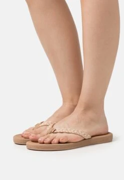 Roxy Clemente - T-Bar Sandals - Natural