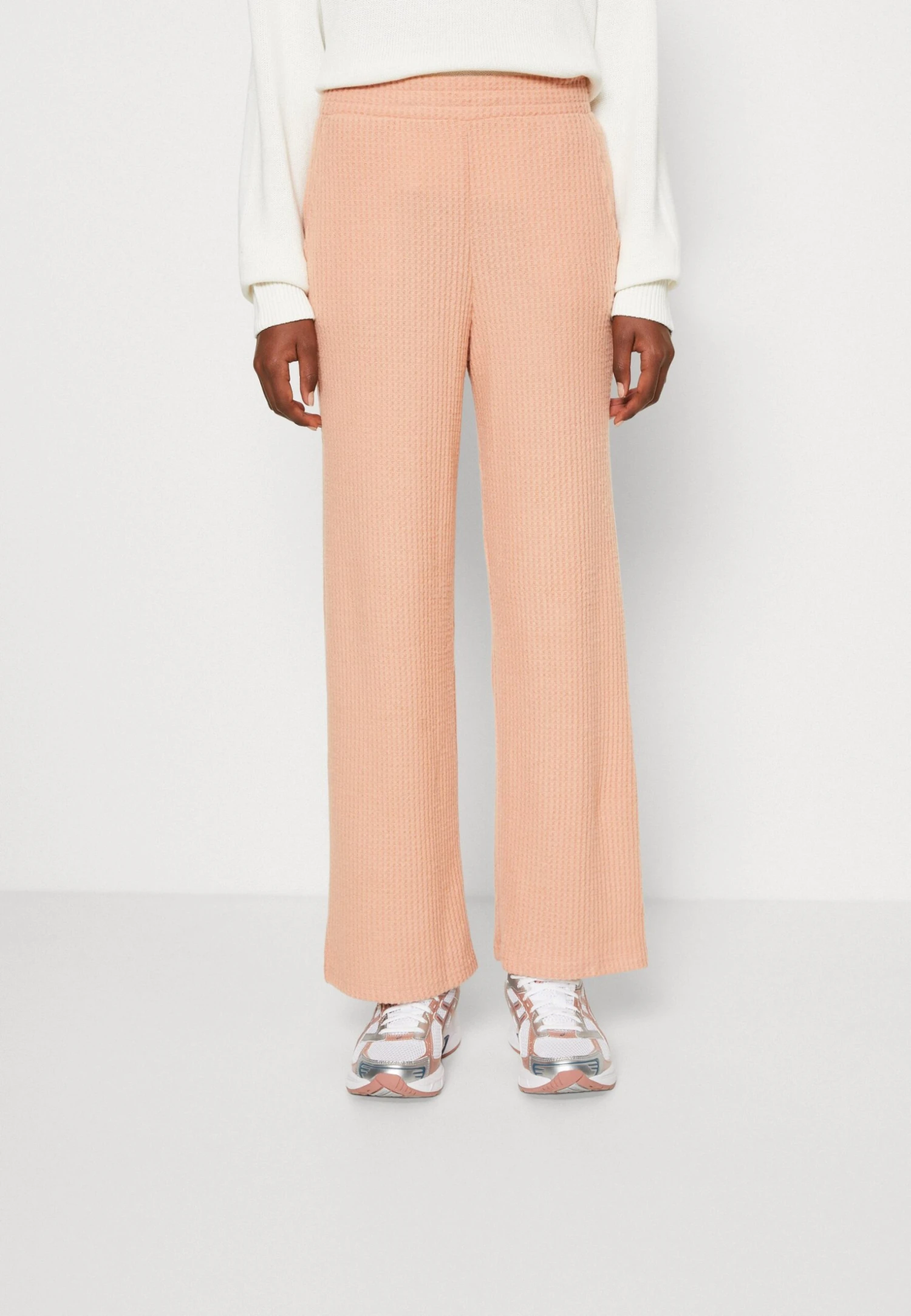 Roxy Twilight Mood Pant - Tracksuit Bottoms - Cork 3 Roxy Twilight Mood Pant - Tracksuit Bottoms - Cork