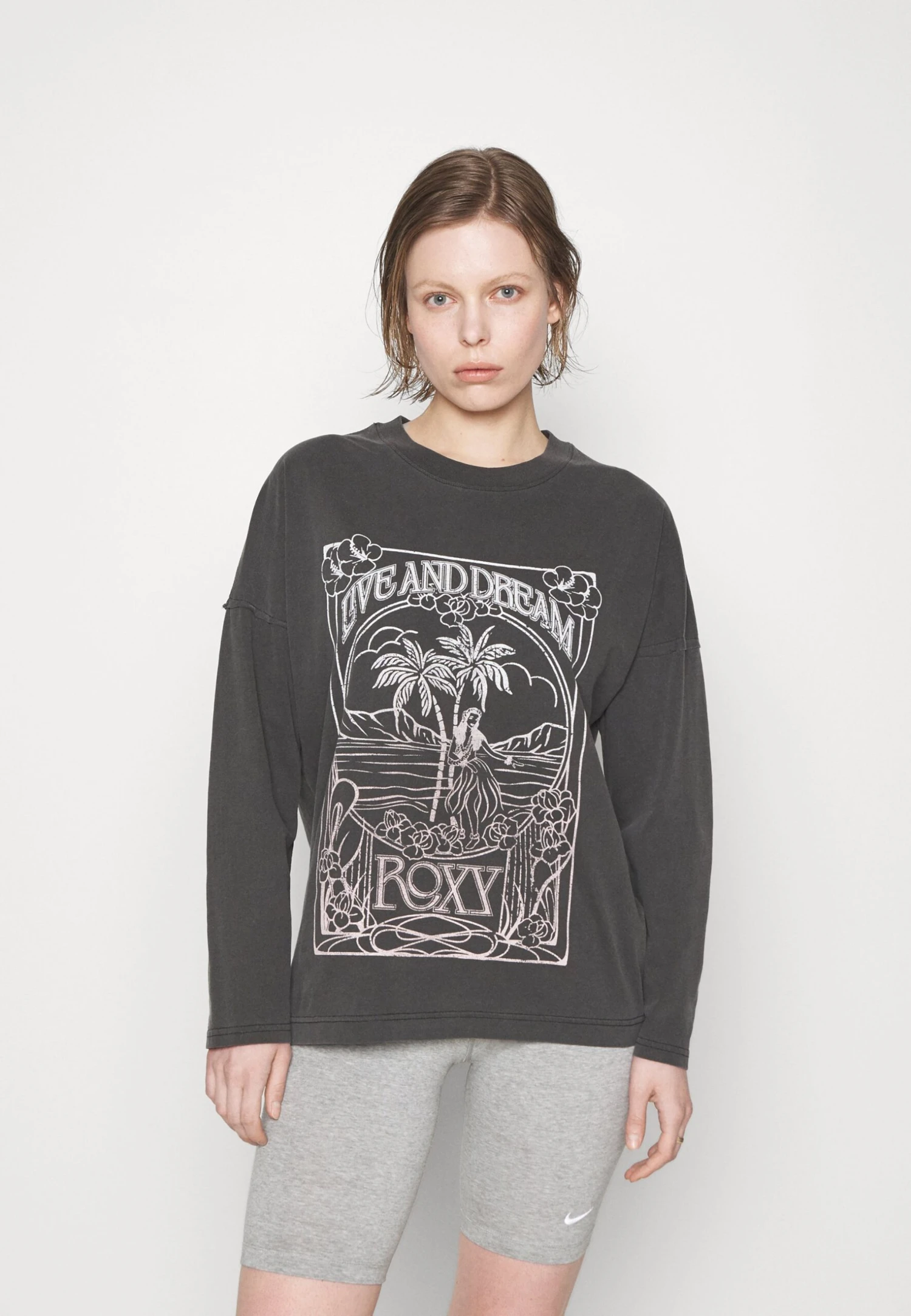 Roxy To The Heart- Long Sleeved Top - Black 5 Roxy To The Heart- Long Sleeved Top - Black - Image 3