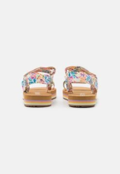 Roxy Cage - Sandals - White/Fluorescent -Roxy 303595d477da4b02b7d69c0d85f41a95