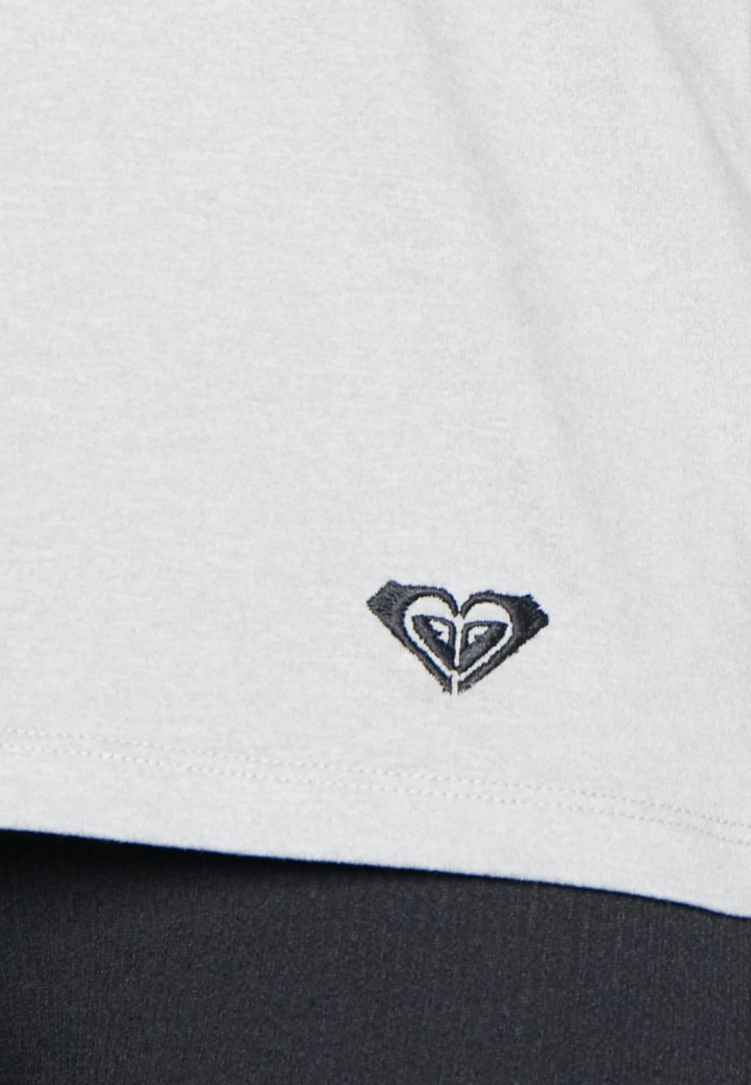 Roxy Naturally Active- Long Sleeved Top - Heritage Heather 7 Roxy Naturally Active- Long Sleeved Top - Heritage Heather - Image 5