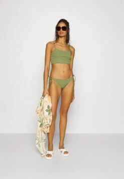 Roxy Current Coolness- Bikini Top - Loden Green 8 Roxy Current Coolness- Bikini Top - Loden Green -Roxy 6648de57c56d42f5a74bb31f7b832693