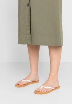 Roxy Costas - T-Bar Sandals - White