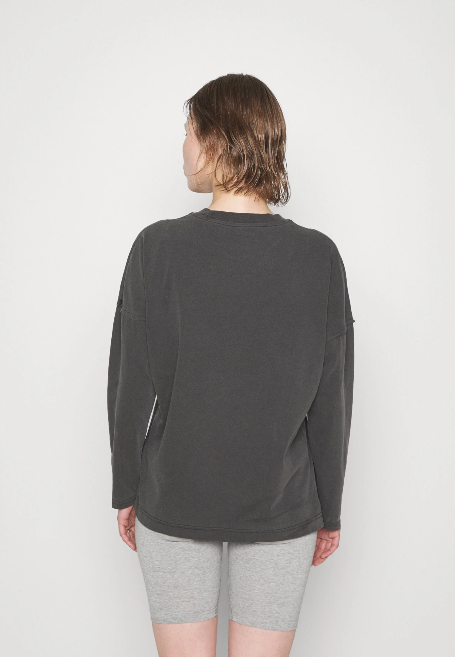 Roxy To The Heart- Long Sleeved Top - Black 6 Roxy To The Heart- Long Sleeved Top - Black - Image 4