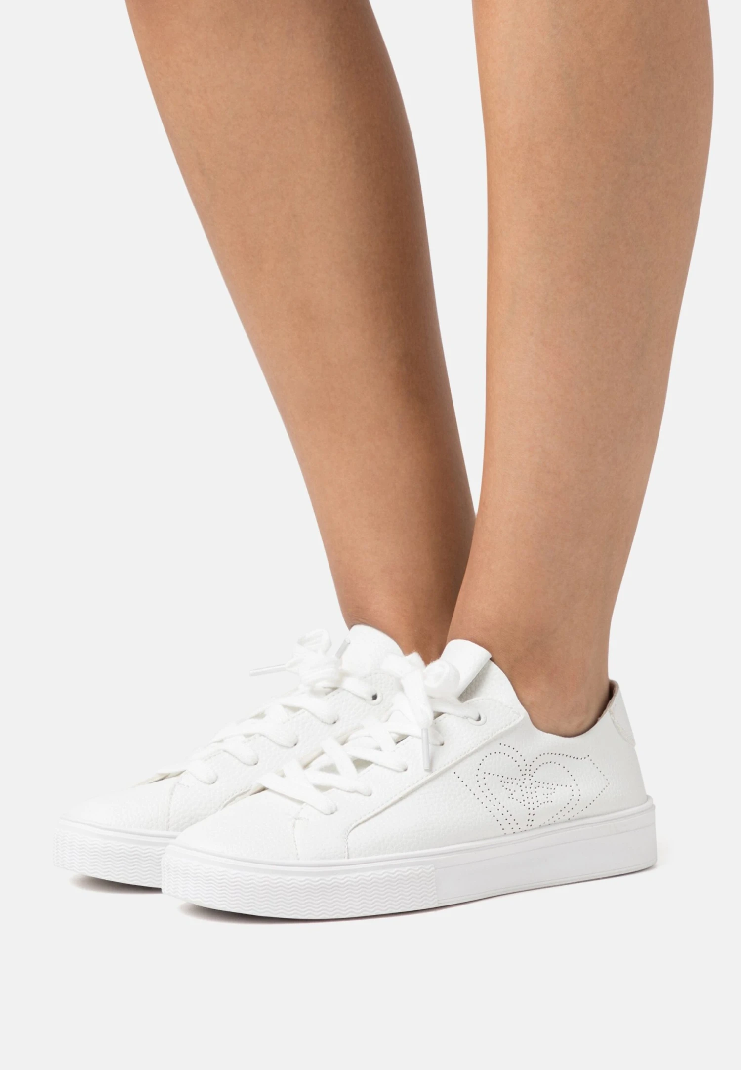 Roxy Coastal Cruisin- Trainers - White 3 Roxy Coastal Cruisin- Trainers - White