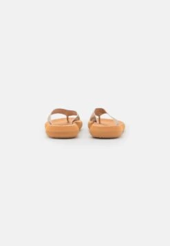 Roxy Colette - Pool Shoes - Gold -Roxy 824b43b10bca496cab13793e5b4c1156