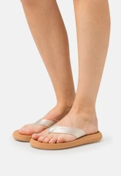 Roxy Colette - Pool Shoes - Gold