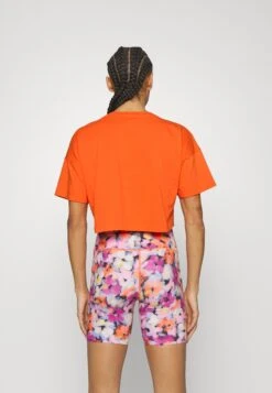 Roxy Essential- Basic T-Shirt - Tigerlily -Roxy c3e4de0dc4b445658d5cd309a3710bfa