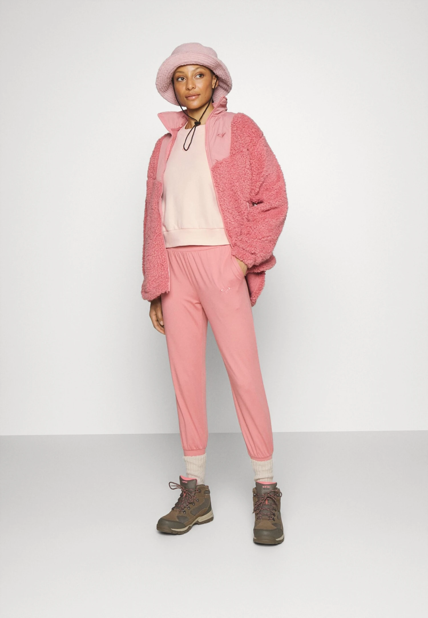 Roxy Essential Energy Crew Neck - Sweatshirt - Pale Dogwood 4 Roxy Essential Energy Crew Neck - Sweatshirt - Pale Dogwood - Image 2