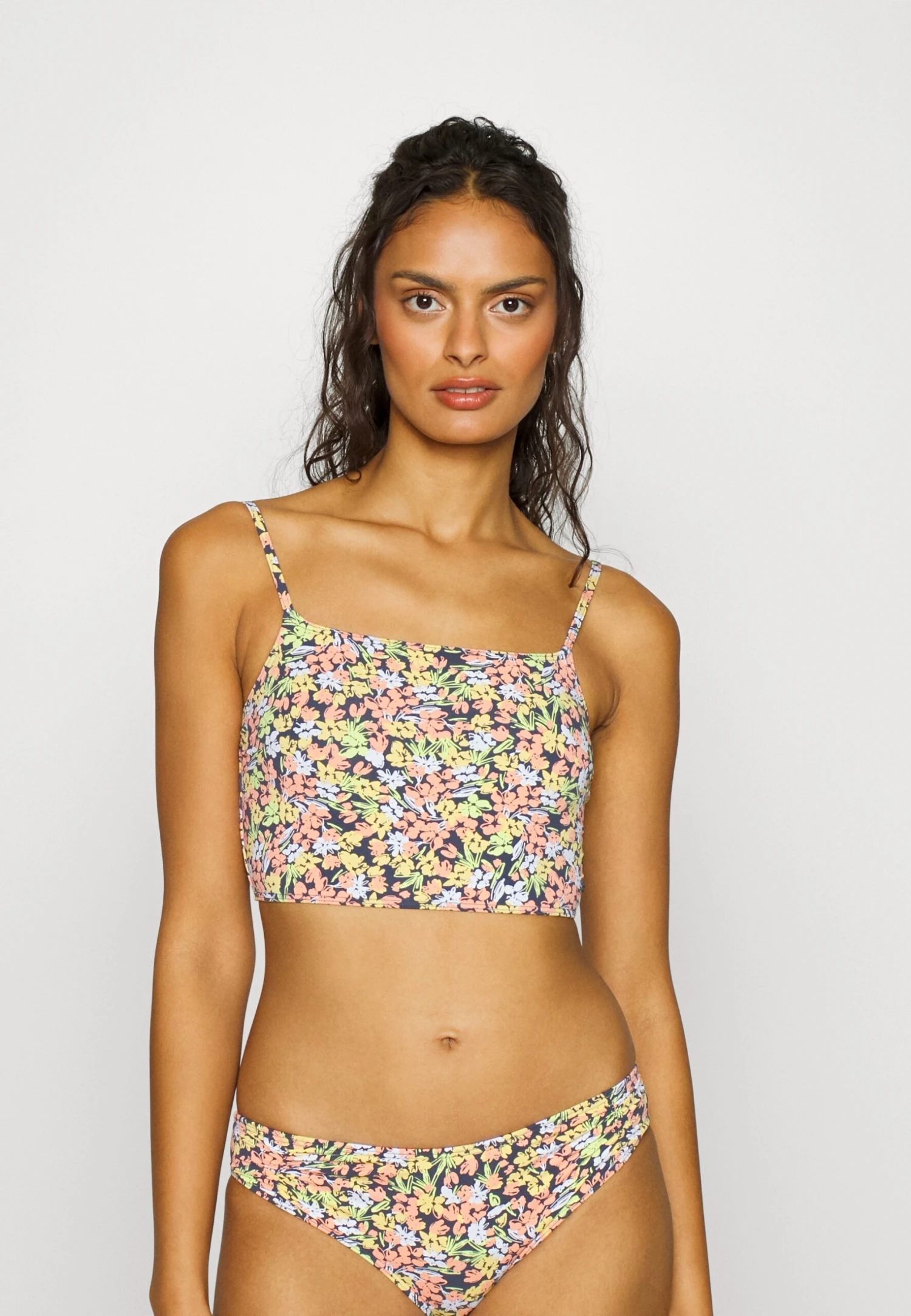 Roxy Beach Classics Tank - Bikini Top - Multi-Coloured 3 Roxy Beach Classics Tank - Bikini Top - Multi-Coloured